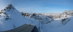 Archiv Foto Webcam Schwarze Schneid / Rettenbachgletscher 15:00