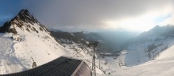 Archived image Webcam Rettenbach Glacier Sölden 05:00