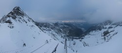 Archived image Webcam Rettenbach Glacier Sölden 05:00