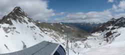 Archived image Webcam Rettenbach Glacier Sölden 11:00