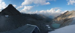 Archiv Foto Webcam Schwarze Schneid / Rettenbachgletscher 17:00