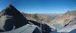 Archiv Foto Webcam Schwarze Schneid / Rettenbachgletscher 15:00