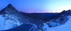 Archived image Webcam Rettenbach Glacier Sölden 06:00