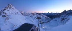 Archived image Webcam Rettenbach Glacier Sölden 05:00