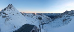 Archived image Webcam Rettenbach Glacier Sölden 06:00