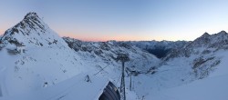 Archiv Foto Webcam Schwarze Schneid / Rettenbachgletscher 06:00