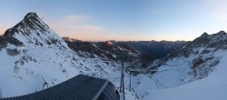 Archiv Foto Webcam Schwarze Schneid / Rettenbachgletscher 06:00