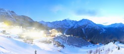 Archiv Foto Webcam Hochsölden Ötztal 05:00