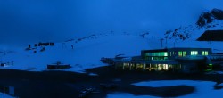 Archived image Webcam Tiefenbachgletscher Ötztal 03:00