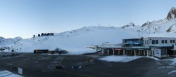 Archived image Webcam Tiefenbachgletscher Ötztal 06:00