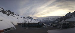 Archived image Webcam Glacier Arena Rettenbach 05:00