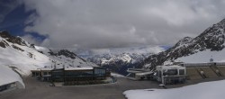 Archived image Webcam Glacier Arena Rettenbach 11:00