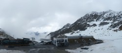 Archived image Webcam Glacier Arena Rettenbach 17:00