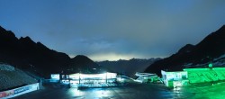 Archiv Foto Webcam Rettenbachgletscher Stadion 23:00