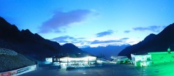 Archiv Foto Webcam Rettenbachgletscher Stadion 03:00