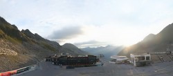 Archiv Foto Webcam Rettenbachgletscher Stadion 05:00
