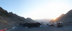 Archiv Foto Webcam Rettenbachgletscher Stadion 05:00