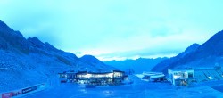 Archiv Foto Webcam Rettenbachgletscher Stadion 05:00