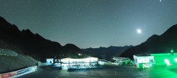Archiv Foto Webcam Rettenbachgletscher Stadion 03:00