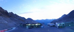 Archiv Foto Webcam Rettenbachgletscher Stadion 05:00