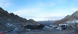 Archiv Foto Webcam Rettenbachgletscher Stadion 17:00