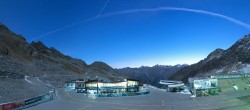 Archiv Foto Webcam Rettenbachgletscher Stadion 05:00