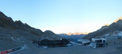 Archiv Foto Webcam Rettenbachgletscher Stadion 17:00