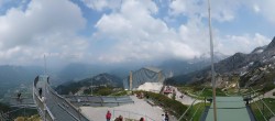 Archiv Foto Webcam Garmisch: Ausblick am Osterfelderkopf 13:00