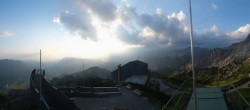 Archiv Foto Webcam Garmisch: Ausblick am Osterfelderkopf 05:00