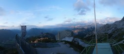 Archiv Foto Webcam Garmisch: Ausblick am Osterfelderkopf 19:00