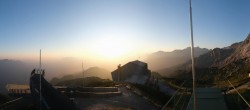 Archiv Foto Webcam Garmisch: Ausblick am Osterfelderkopf 05:00