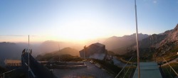 Archiv Foto Webcam Garmisch: Ausblick am Osterfelderkopf 05:00