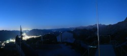 Archiv Foto Webcam Garmisch: Ausblick am Osterfelderkopf 19:00