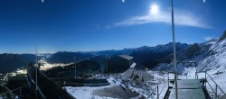 Archiv Foto Webcam Garmisch: Ausblick am Osterfelderkopf 17:00
