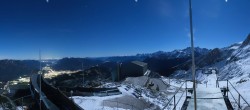 Archiv Foto Webcam Garmisch: Ausblick am Osterfelderkopf 19:00