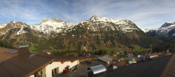 Archiv Foto Webcam Panorama Oberlech - Hotel Goldener Berg 12:00