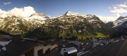 Archiv Foto Webcam Panorama Oberlech - Hotel Goldener Berg 15:00