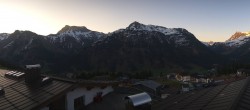 Archiv Foto Webcam Panorama Oberlech - Hotel Goldener Berg 05:00