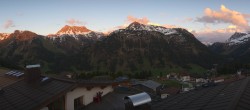 Archiv Foto Webcam Panorama Oberlech - Hotel Goldener Berg 19:00