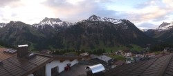 Archiv Foto Webcam Panorama Oberlech - Hotel Goldener Berg 05:00