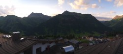 Archiv Foto Webcam Panorama Oberlech - Hotel Goldener Berg 05:00