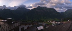 Archiv Foto Webcam Panorama Oberlech - Hotel Goldener Berg 05:00
