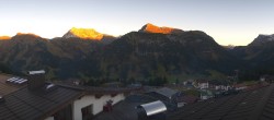 Archiv Foto Webcam Panorama Oberlech - Hotel Goldener Berg 17:00