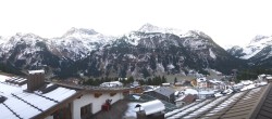 Archiv Foto Webcam Panorama Oberlech - Hotel Goldener Berg 06:00