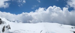 Archiv Foto Webcam Kleinmatterhorn Zermatt 11:00