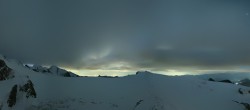 Archiv Foto Webcam Kleinmatterhorn Zermatt 03:00