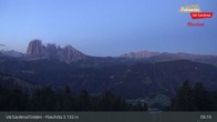 Archiv Foto Webcam Raschötz - St. Ulrich 04:00