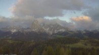 Archived image Webcam Vista Alpe di Siusi 19:00