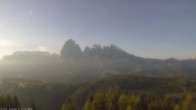 Archiv Foto Webcam Ausblick Seiser Alm 05:00