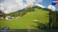 Archived image Webcam Base station Passo Furcia, Plan de Corones 17:00
